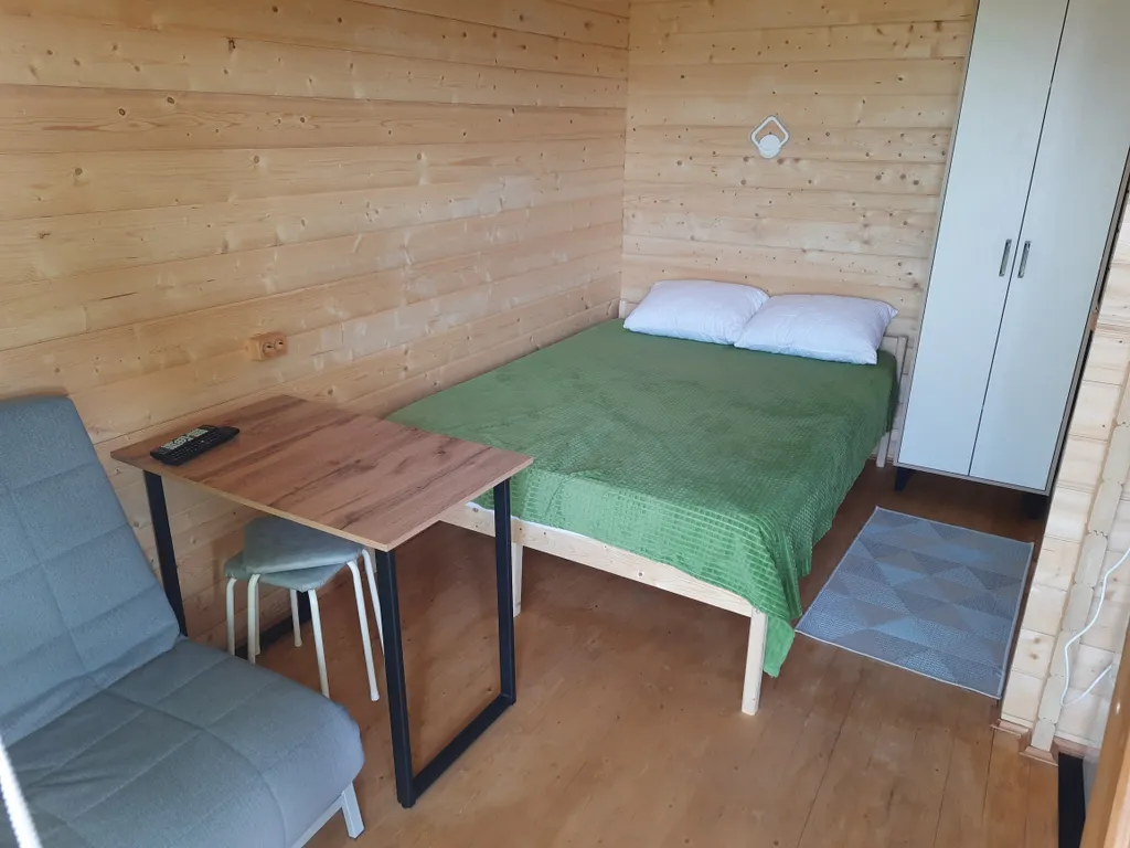 Коттедж Домик с кухонной зоной — Кучугуры