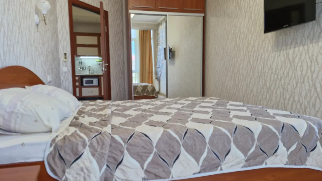 Просторная 2-х комнатная квартира в центре