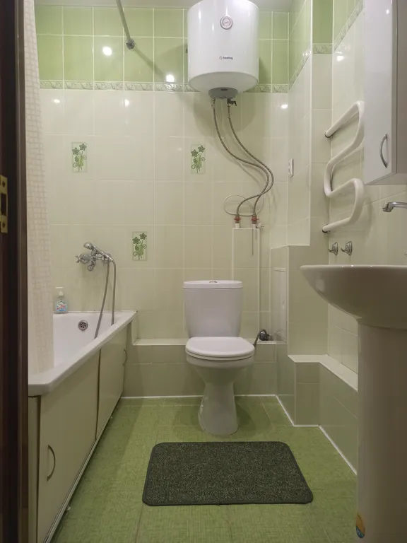 Крупногабаритная квартира возле сквера