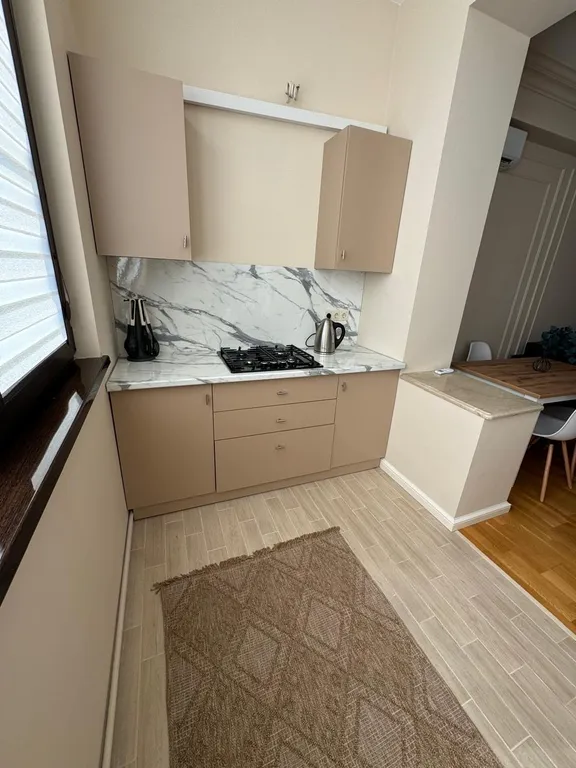 Уютная евродвушка с новым ремонтом на первой береговой линии