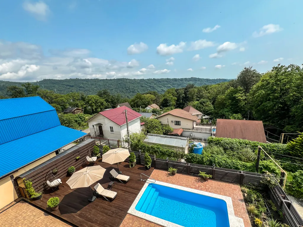 Уютный деревенский дом в стиле шале