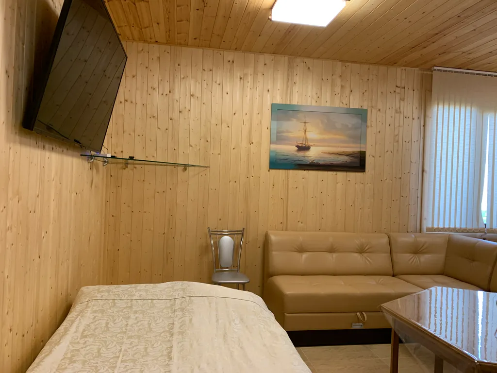 Коттедж Деревянный дом с личным бассейном в усадьбе Можжевеловый дворик — Айвовое