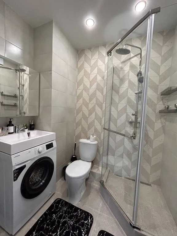 Новая студия на набережной реки Кудепста