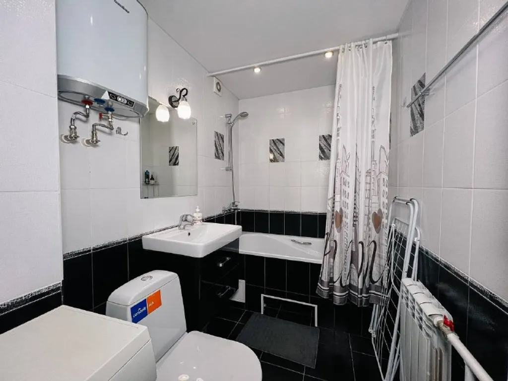 Комфортные двухкомнатные апартаменты в спальном районе города