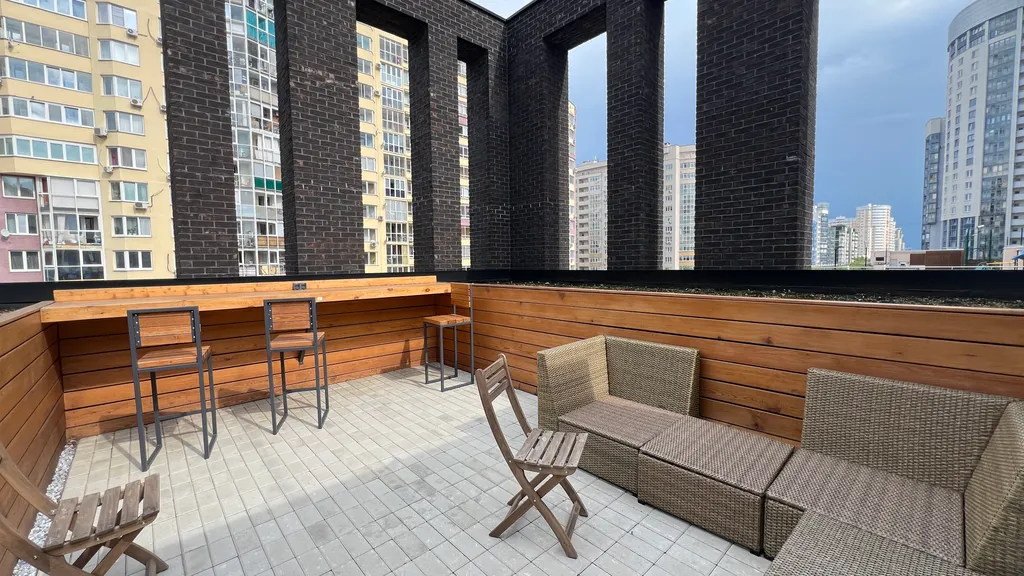 Апартаменты в центре с видом на город