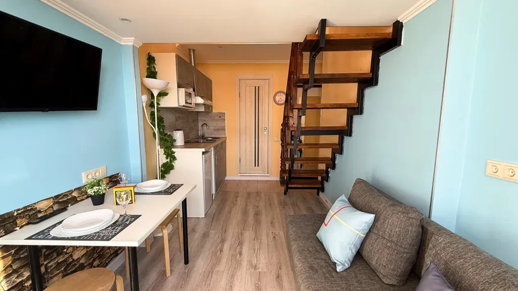 Студия у метро Строгино