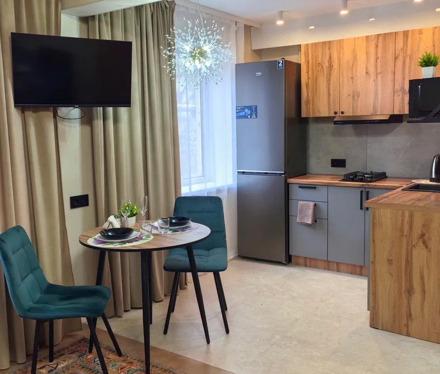 Квартира Уютная студия в удобном расположении города — аренда посуточно в Астрахань