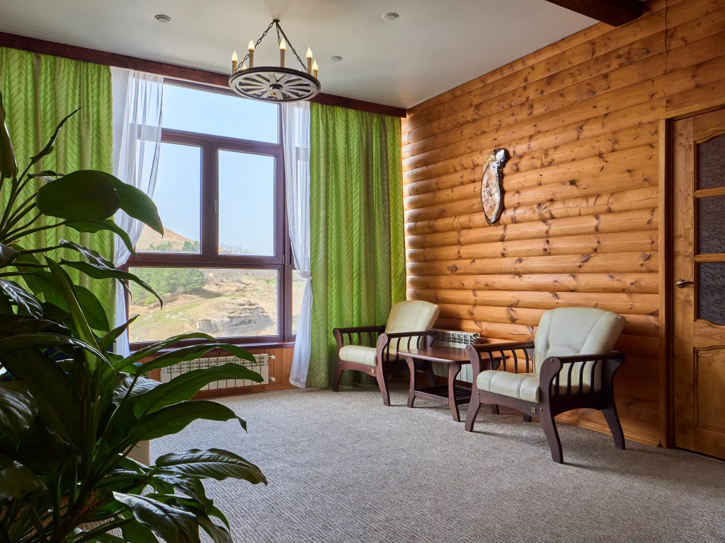 Домик с сауной и беседкой