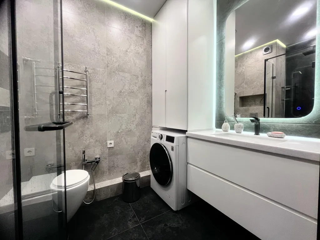 Big apartment «Raimbek residence» center of city & drinking water