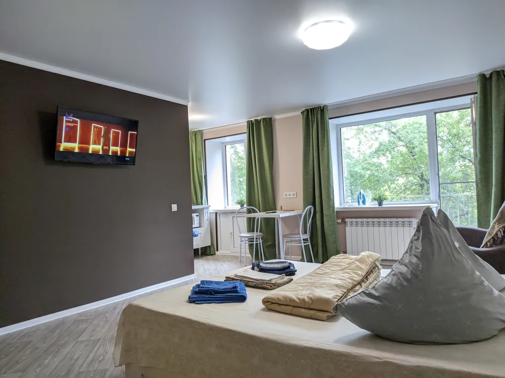 Квартира Апартамент на Иртыше люкс - студия — аренда посуточно в Омск