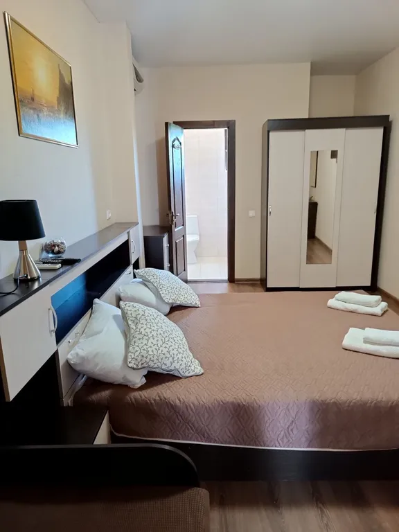 Квартира Комната — Новоотрадное