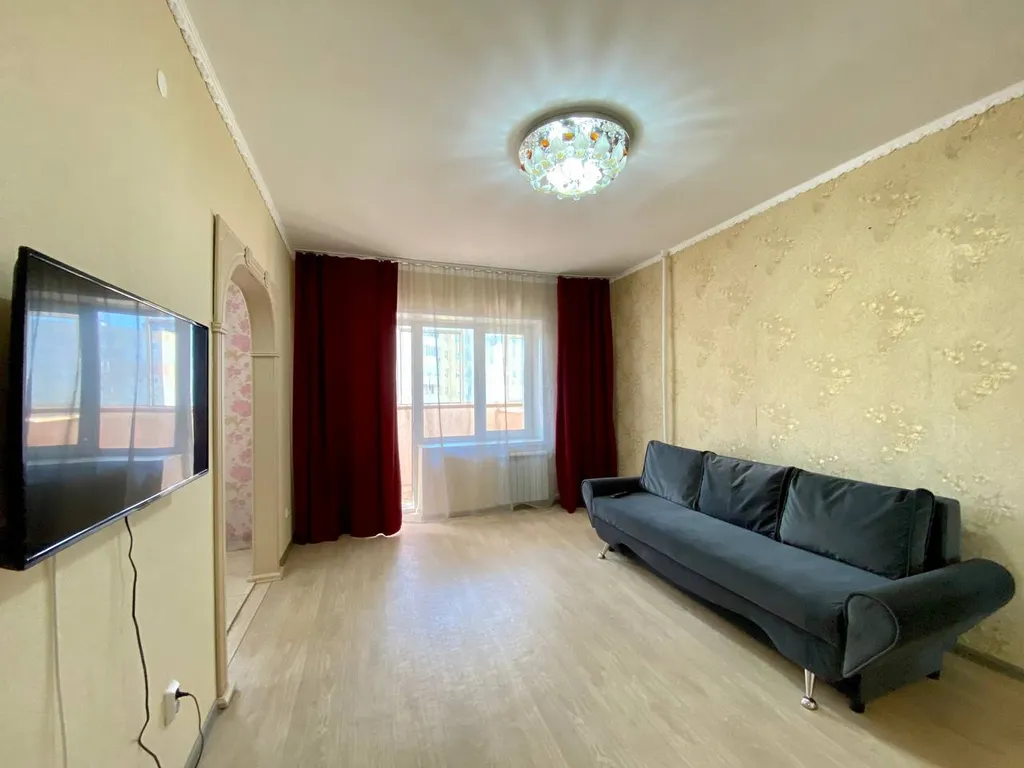 Большая квартира на Пояркова