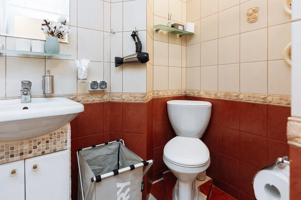 Рядом с Верхним озером и Музеем янтаря