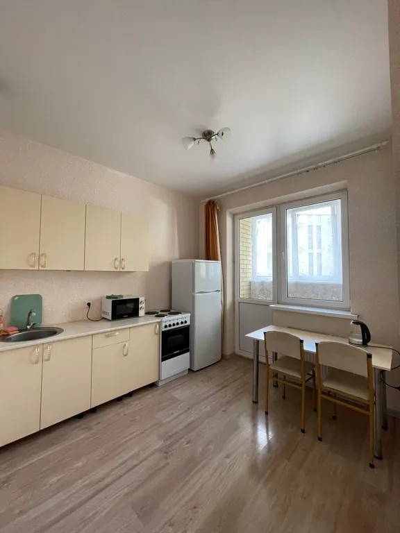 Простая квартира рядом с парком Галицкого