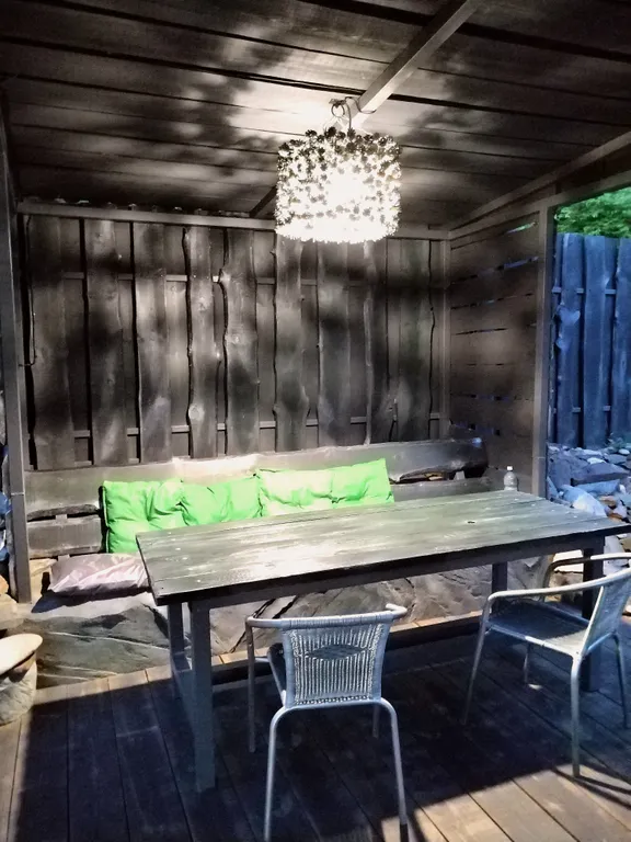 Дом в сосновом лесу