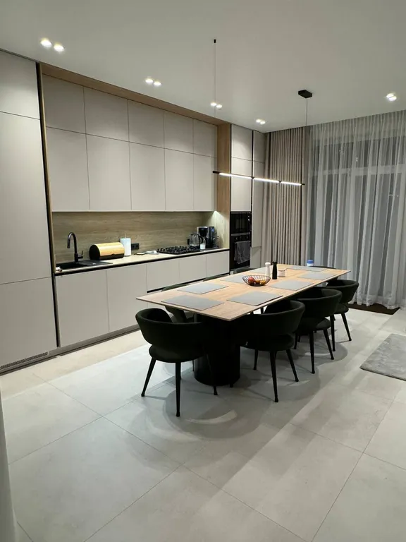 4-комнатный Дом