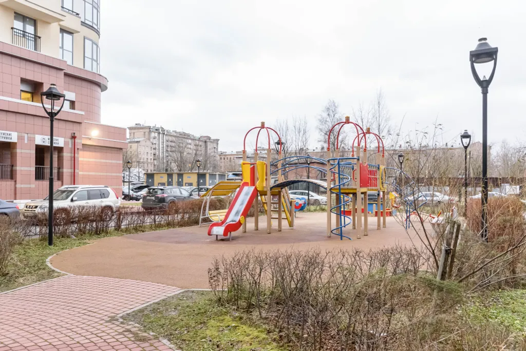 1-к квартира 5 мин до метро Московская