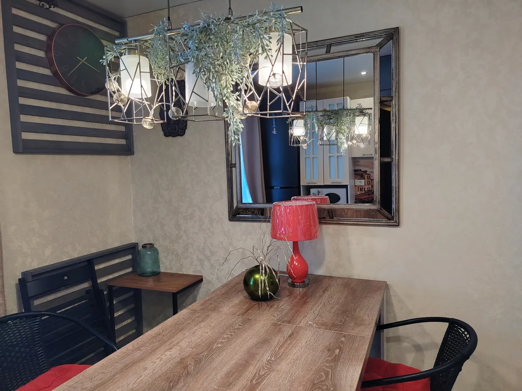 Однокомнатная квартира, зонированная на две зоны.