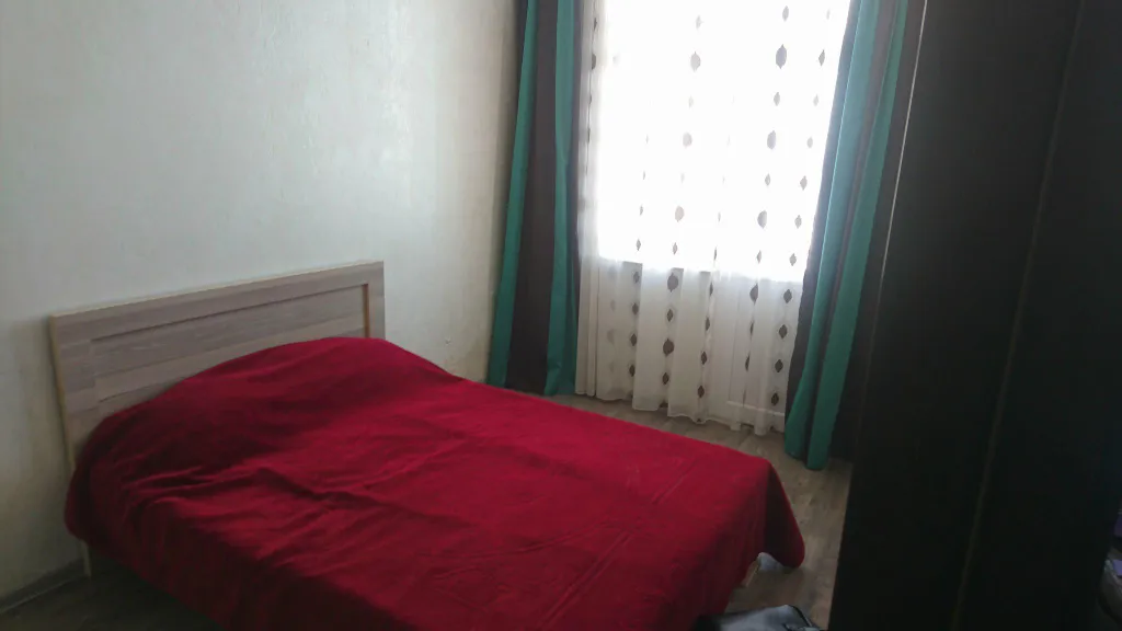 Квартира 3-комнатная Квартира — Батуми