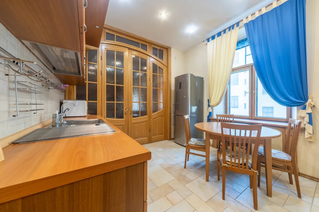 Апартамент на Петроградской стороне