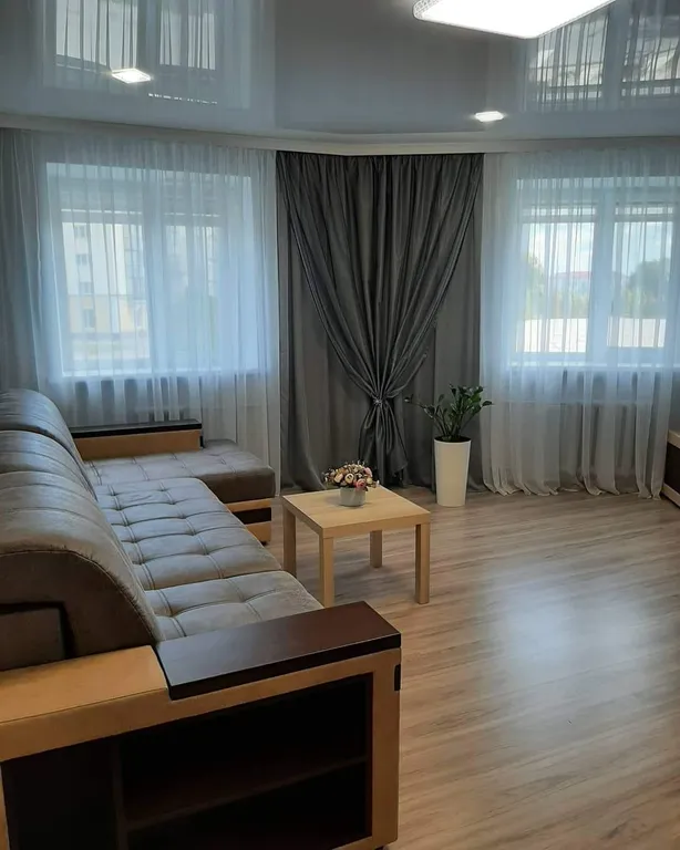 Квартира с видом на Иезуитский коллегиум, в центре — аренда посуточно в Пинск