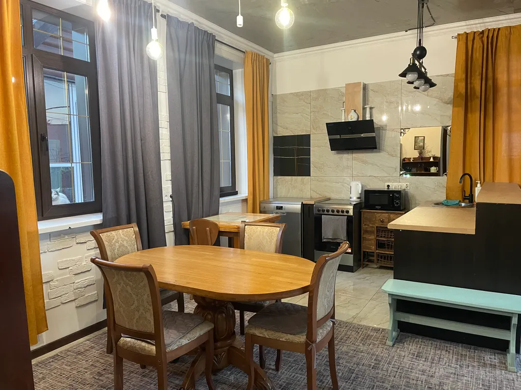 Дом с красивым видом на Ангару