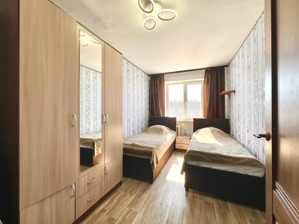 4-комнатная Квартира