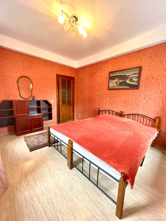 Уютная трехкомнатная квартира в центре города — аренда посуточно в Томск