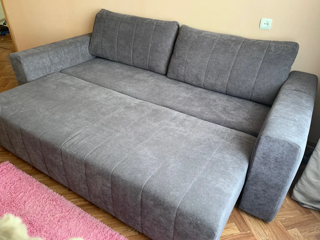 Первая речка, рядом с пляжем на мысе Кунгасный