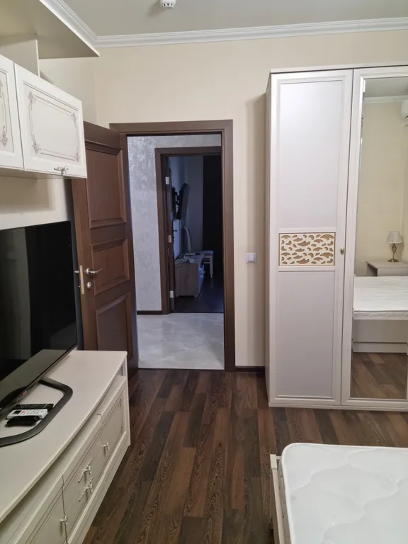 Квартира Квартира Большая трешка в двух минутах от метро — Москва