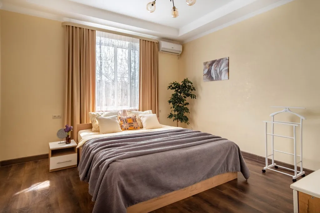 Квартира c Двумя Раздельными Спальнями и Балконом