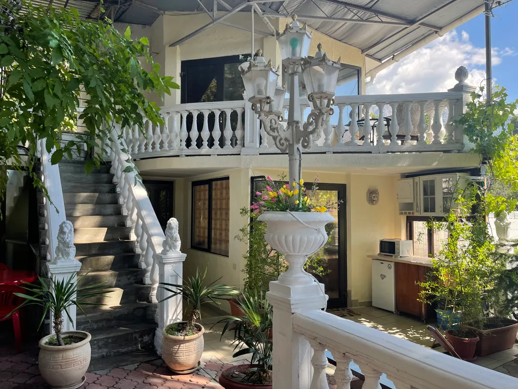 Коттедж 6-комнатный Дом — аренда посуточно в Симеиз