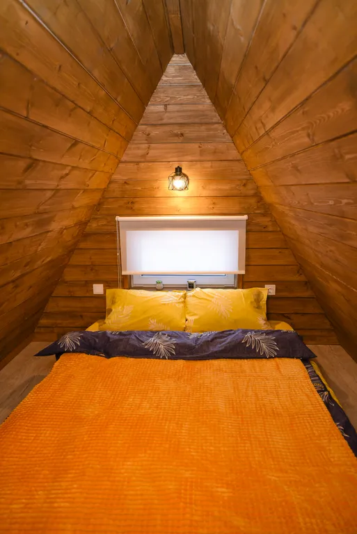 Жёлтый домик на 4 человека