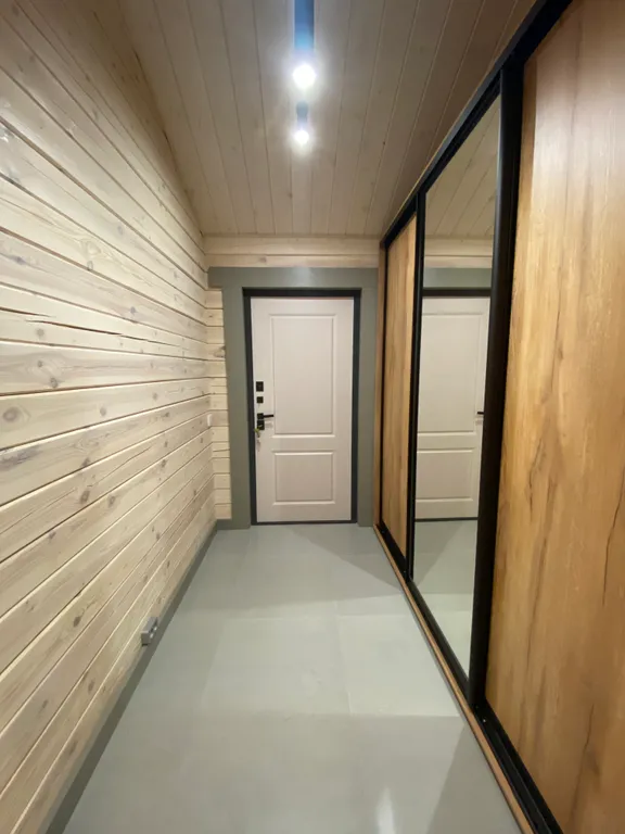 Дом шале рядом с городом