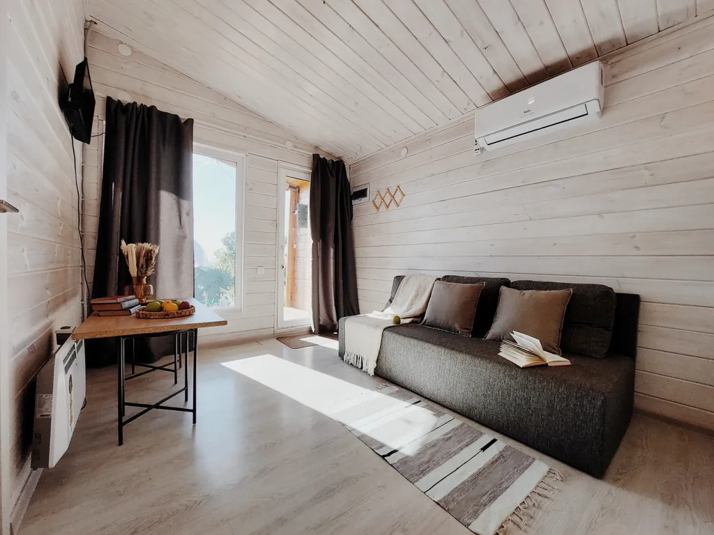 Большой дом у Камского моря