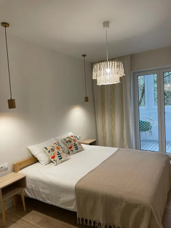 Квартира Уютная квартира в самом центре города,с видом на храм Христа Спасителя — Калининград