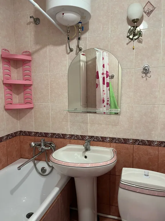 Комфортная квартира возле можжевеловой рощи