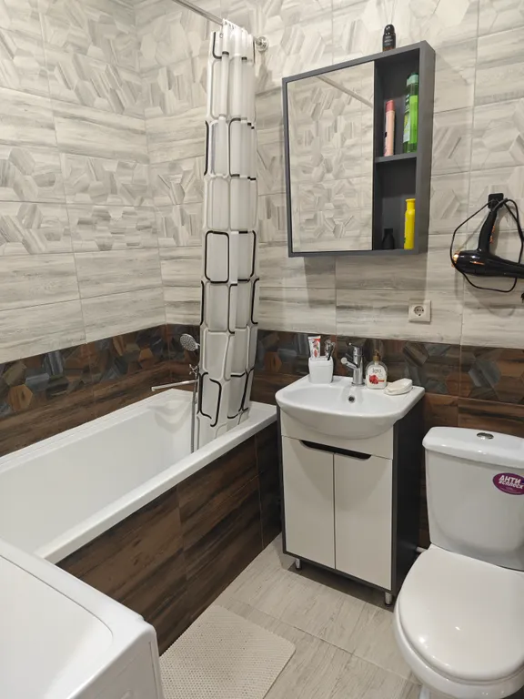 Уютная квapтиpa в новом доме комфорт - класса