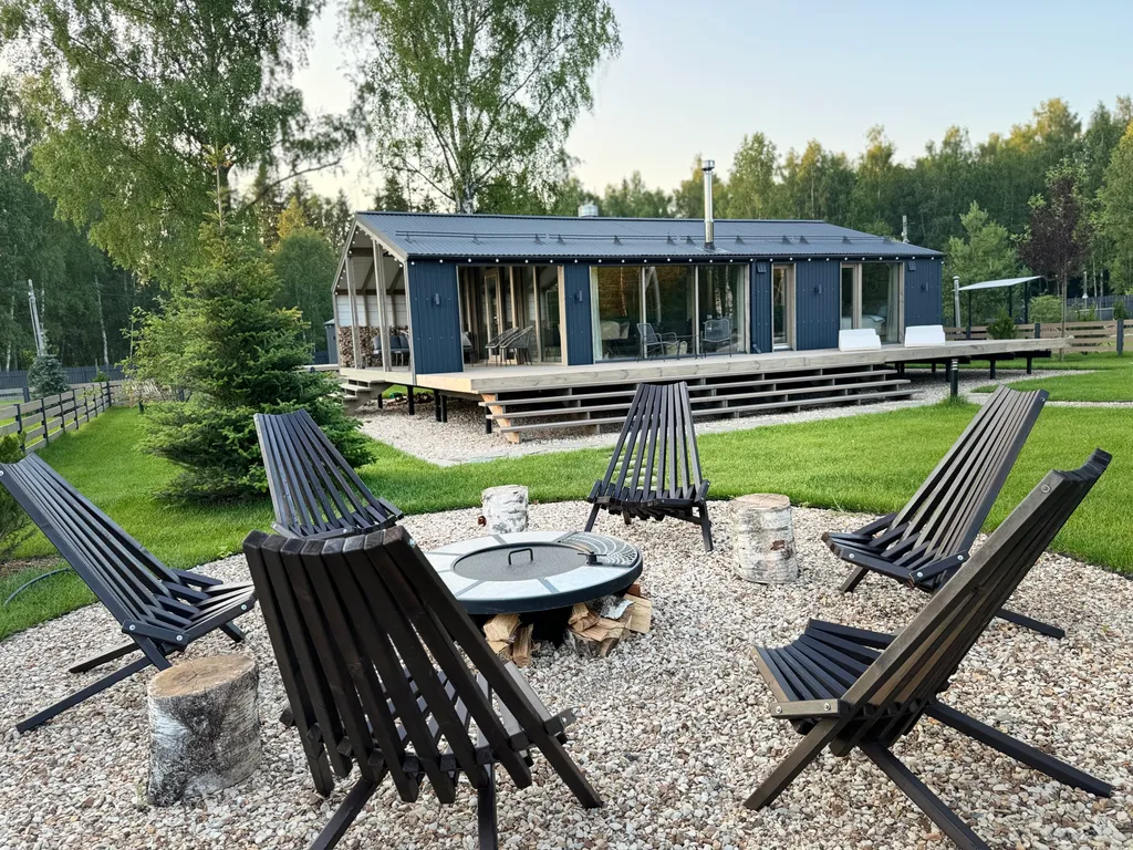 Уютный загородный дом в тишине