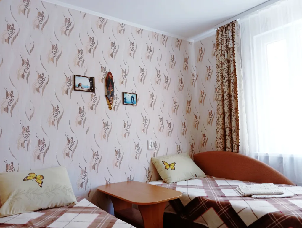 Двухкомнатный номер с беседкой