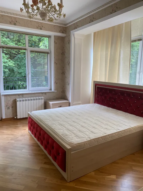 Апартамент с видом на парк