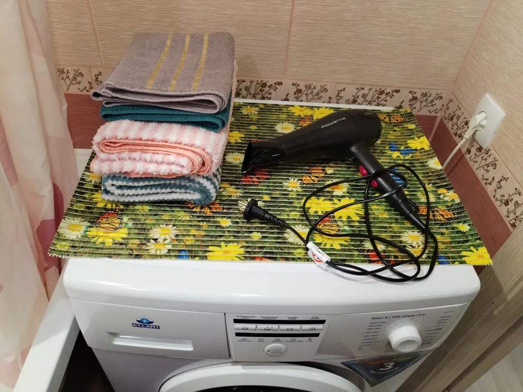 ТЦ Трио, Мега, Ледовый дворец