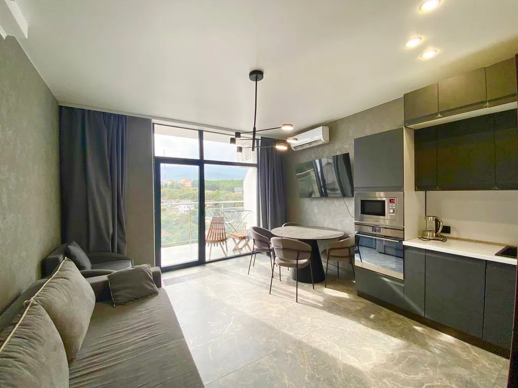 Видовой апартамент-студия резиденция