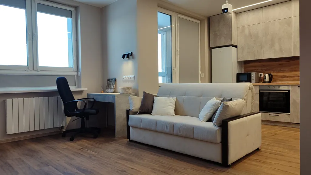 Домашний кинотеатр с большой ванной