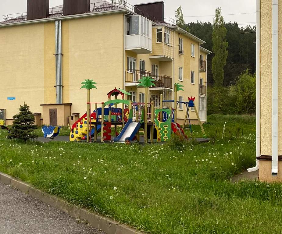 Уютная квартира в окружении природы с видом на березовую балку