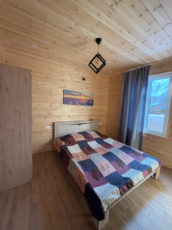 Барнхаус с бассейном и видом на реку