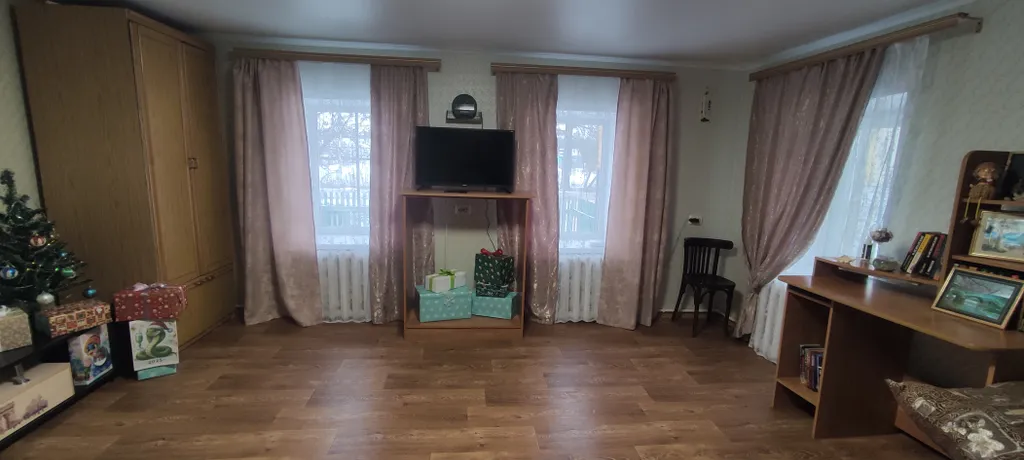 Дом рядом с рекой