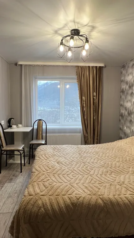 Двухместный номер с видом на горы