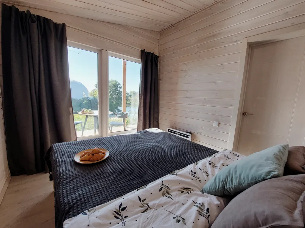 Большой дом у Камского моря