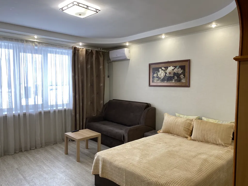 Квартира Квартира 1 комн в центре Взлетки — Красноярск